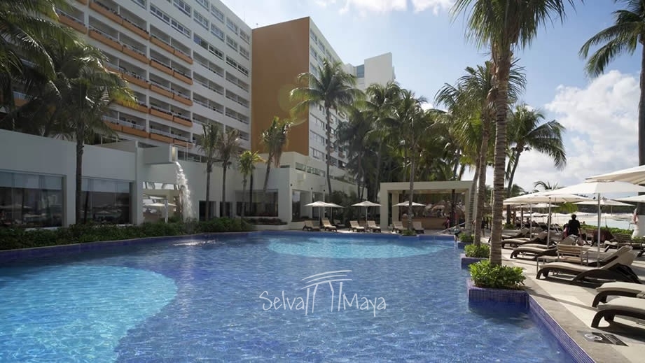 Hotel Dreams Sands Cancún