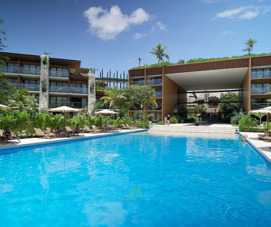 Hotel Xcaret Arte