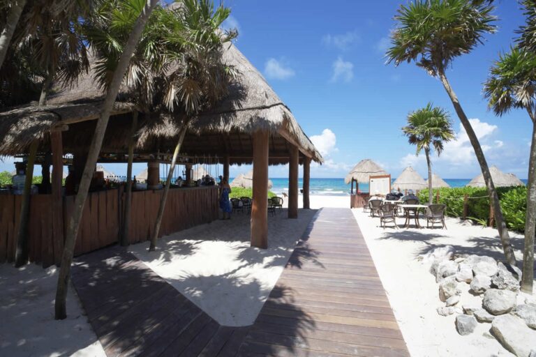 Hotel Valentin Imperial Maya