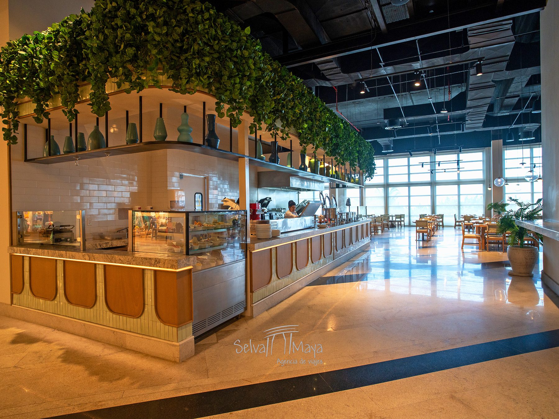Estación de panadería del buffet en AVA Resort Cancún