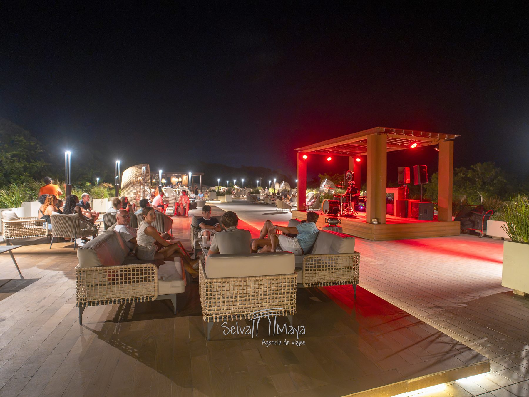 Música en vivo en la terraza del Grand Sirenis Riviera Maya