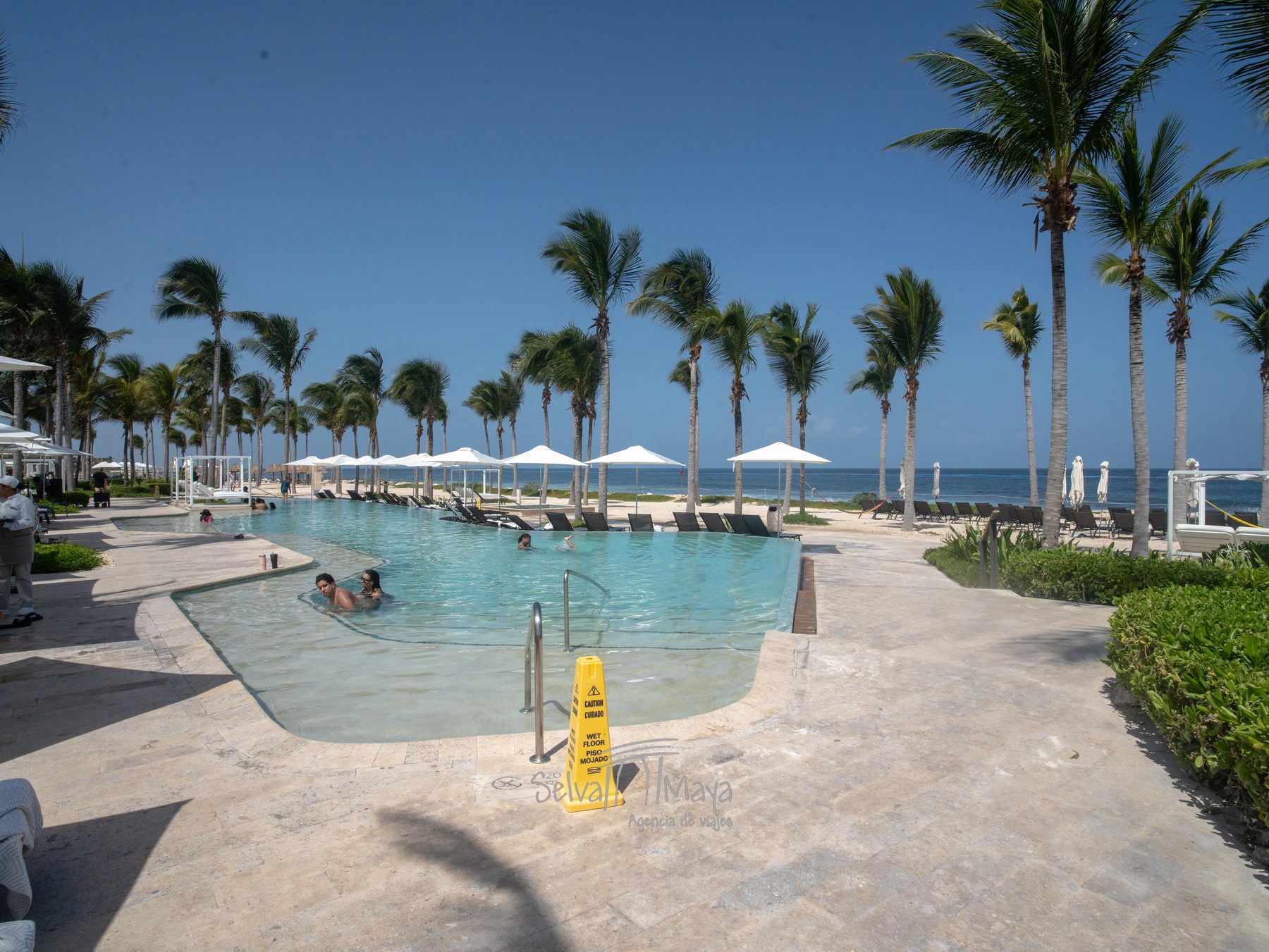 Alberca familiar del Hilton Tulum Riviera Maya