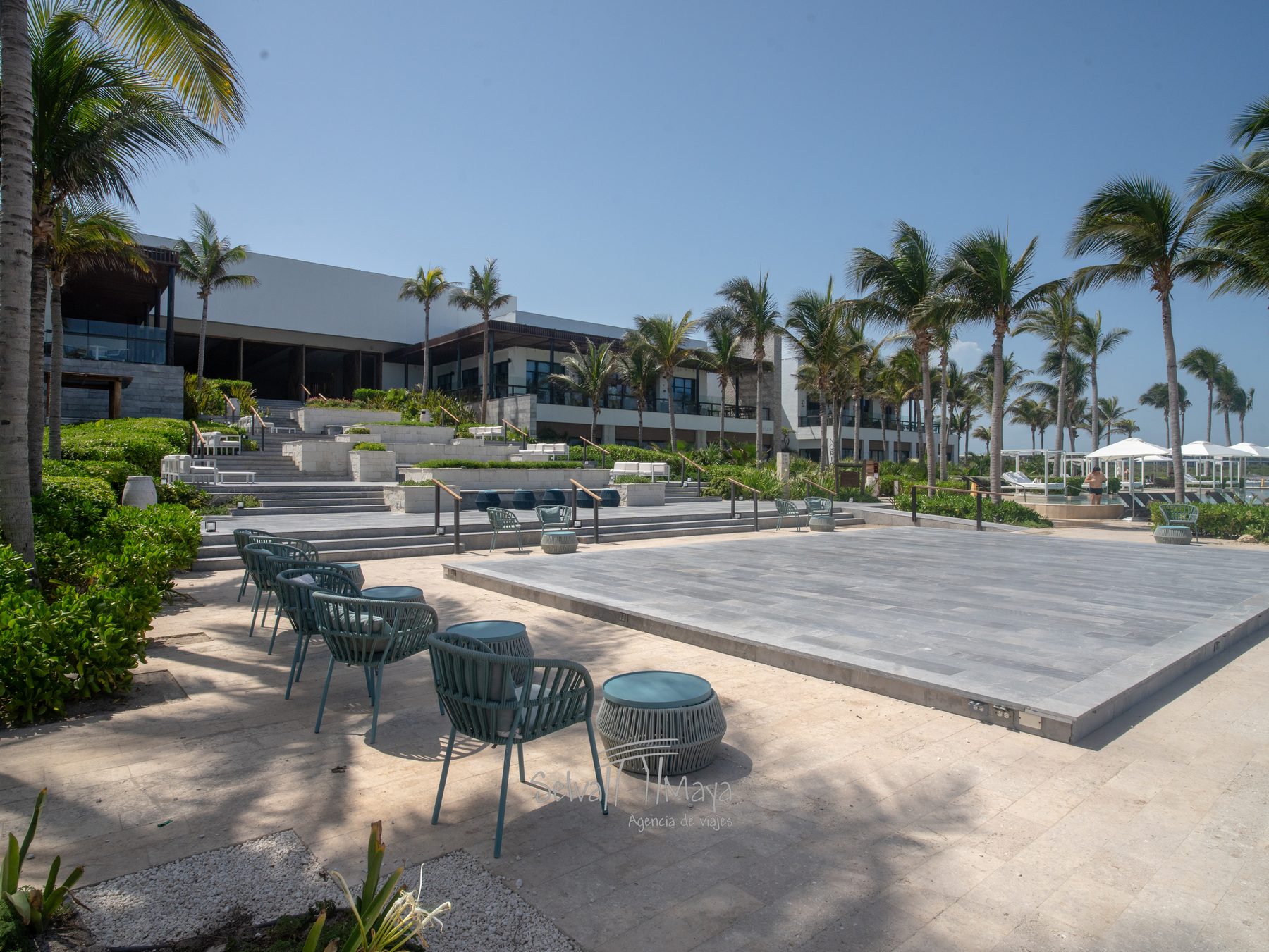 Plaza de shows nocturnos del Hilton Tulum Riviera Maya