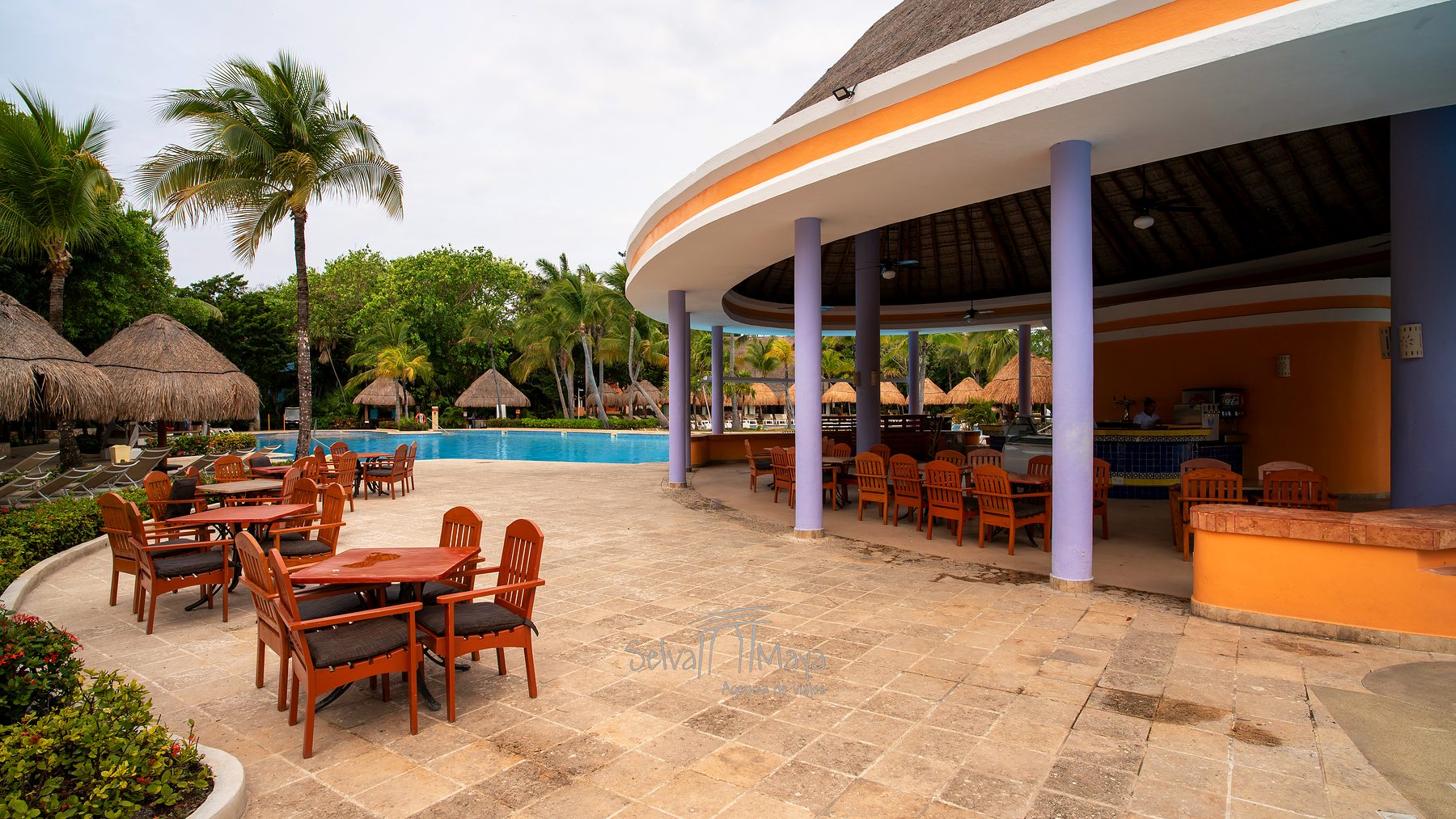 Pool bar de Iberostar Waves Paraíso Beach