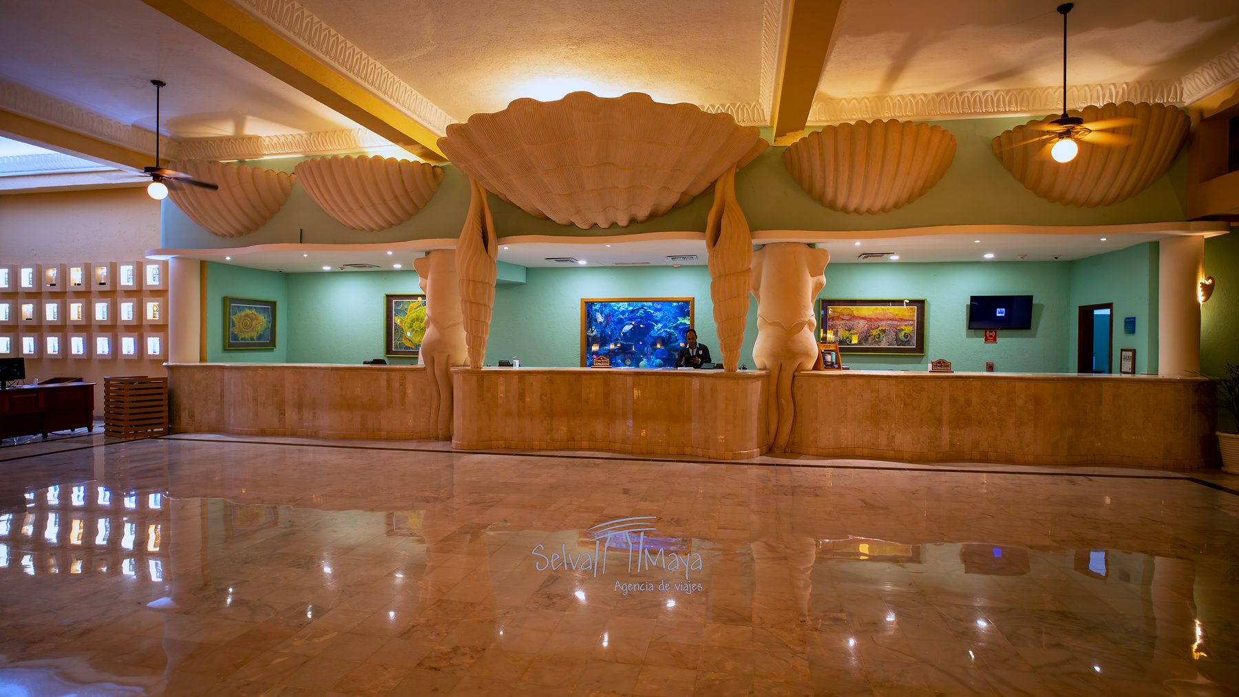 Recepción de Iberostar Waves Paraíso del Mar