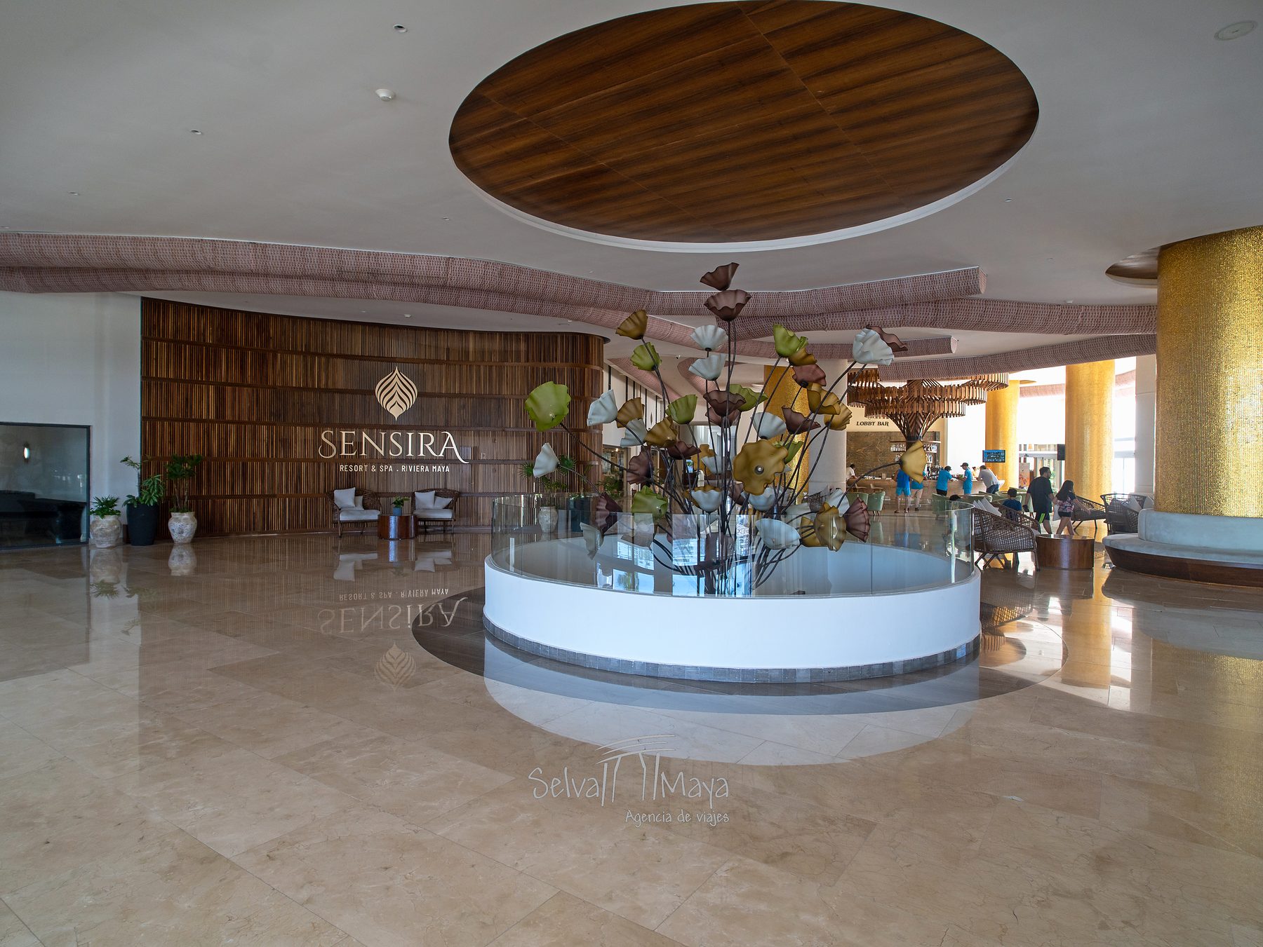 Lobby principal de Sensira Resort Riviera Maya