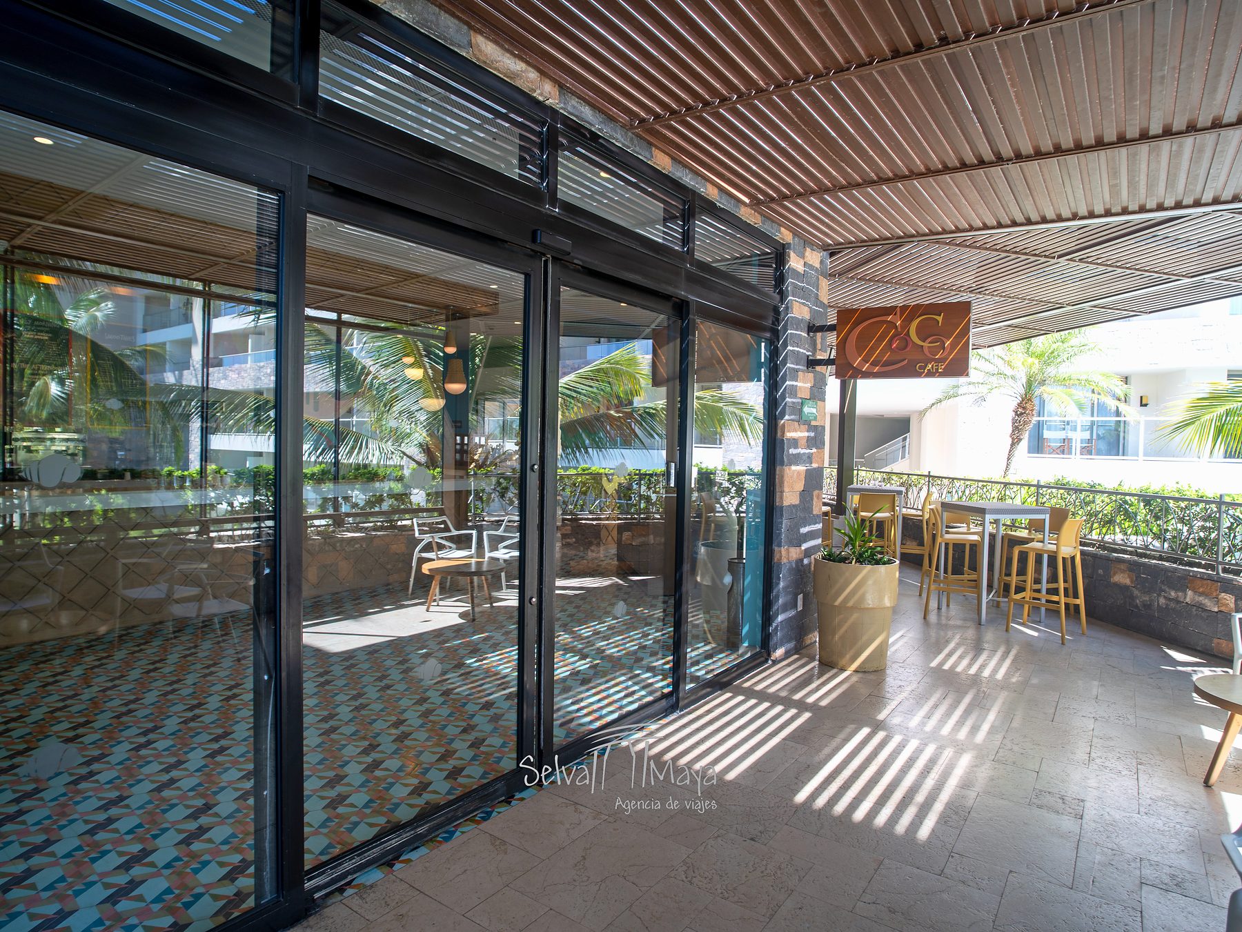 Terraza de Coco Café en Dreams Natura Resort & Spa