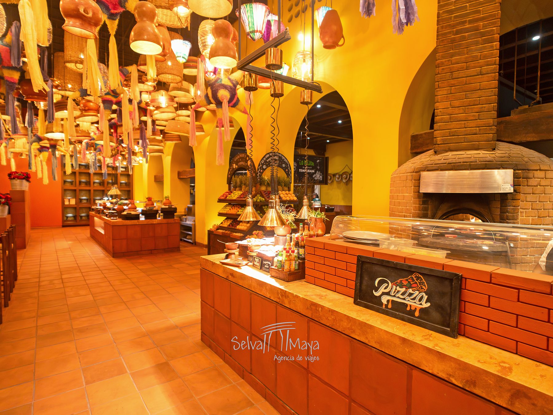 Horno de pizza del buffet Mercado San Juan