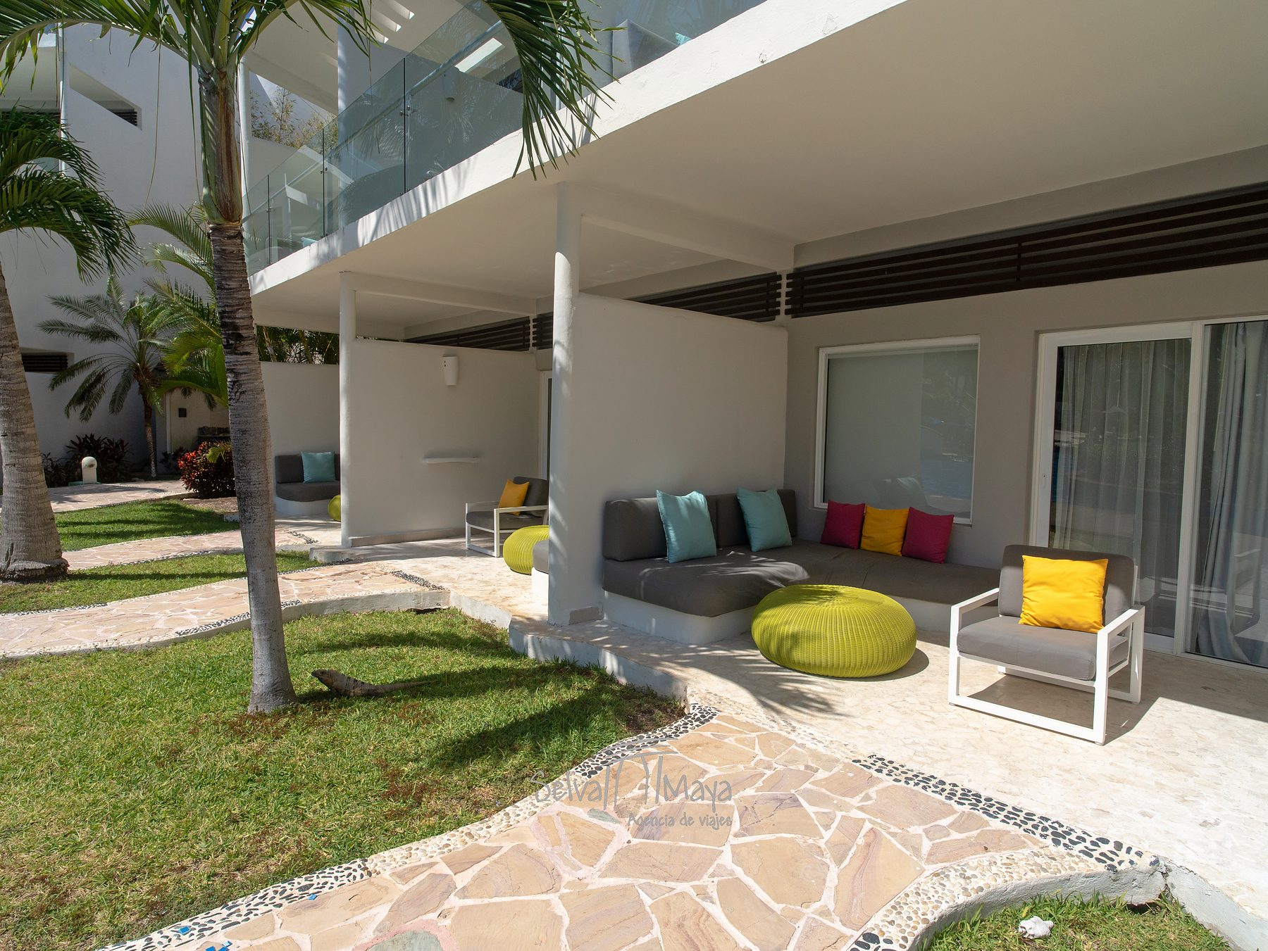 Habitaciones con terraza a nivel de jardín en Iberostar Selection Riviera Cancún