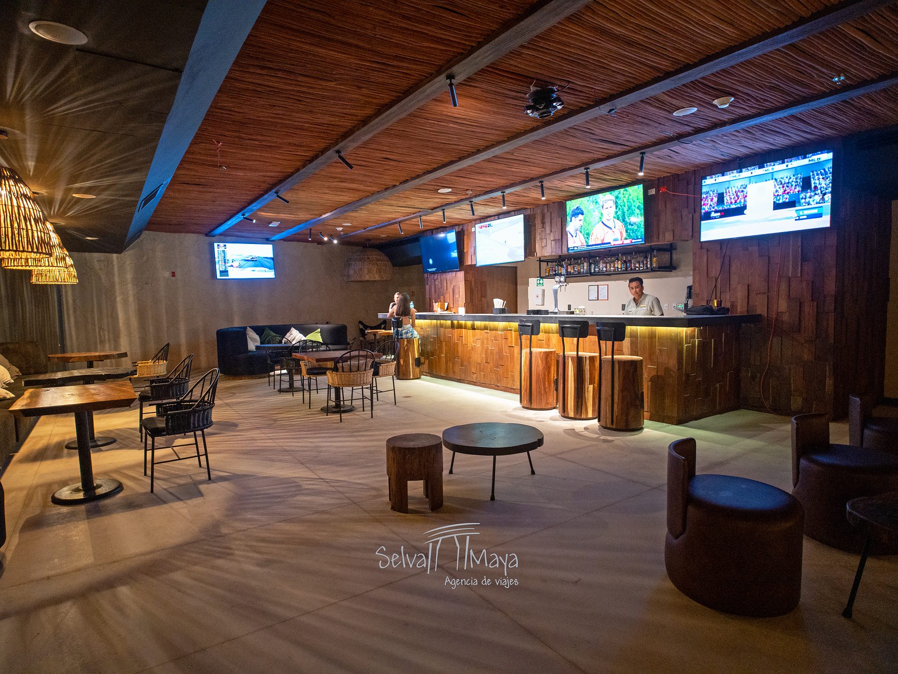 Bar deportivo Half Time en Secrets Tulum